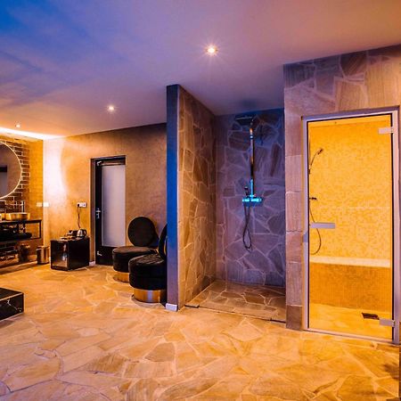 B&B Spa Goud Тилбург Екстериор снимка